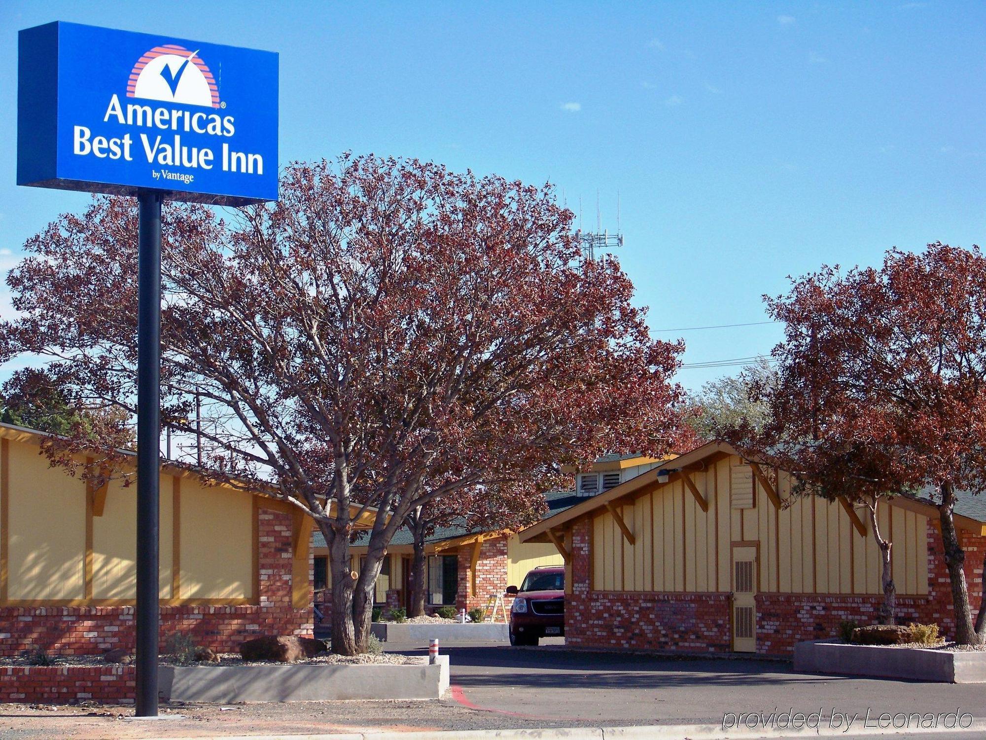 Stadium Motel Lubbock Extérieur photo