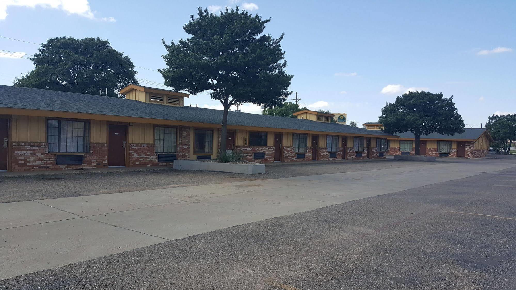 Stadium Motel Lubbock Extérieur photo